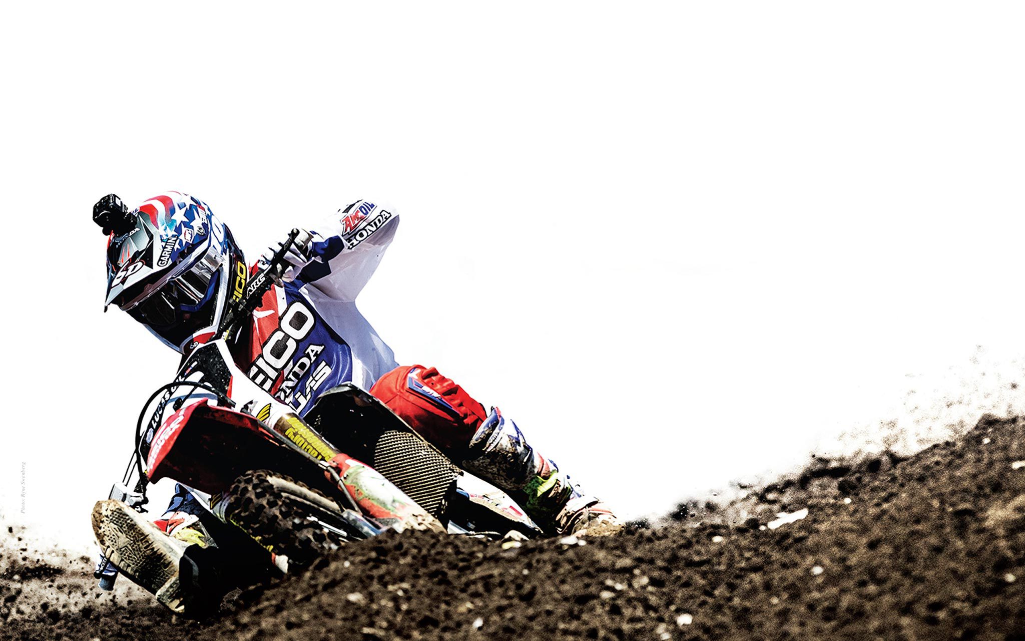 Dirt bike rider wearing 100% goggles