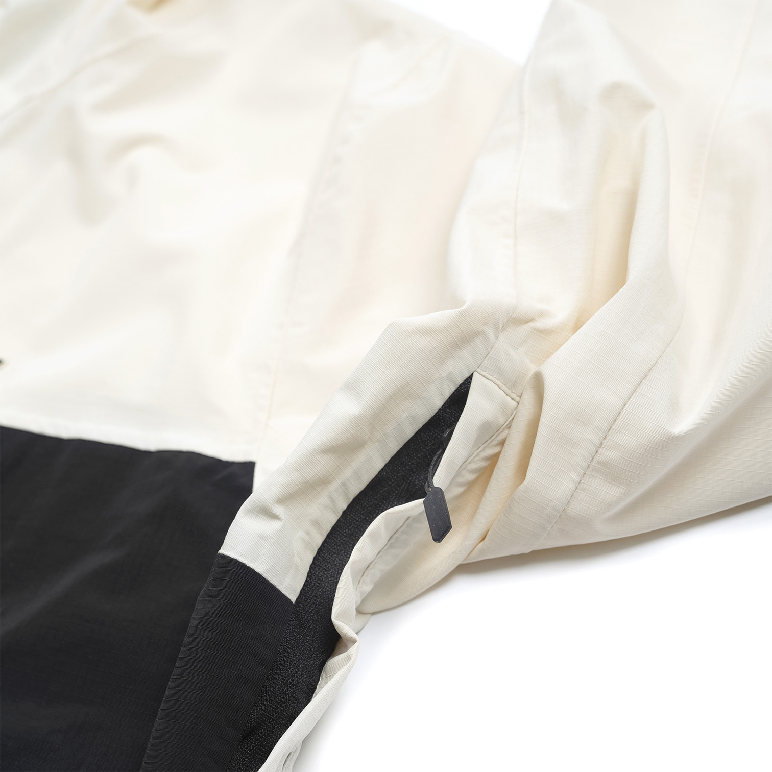 Fasthouse Statement Packable Windbreaker Fasthouse Statement Packable Windbreaker - Image 8