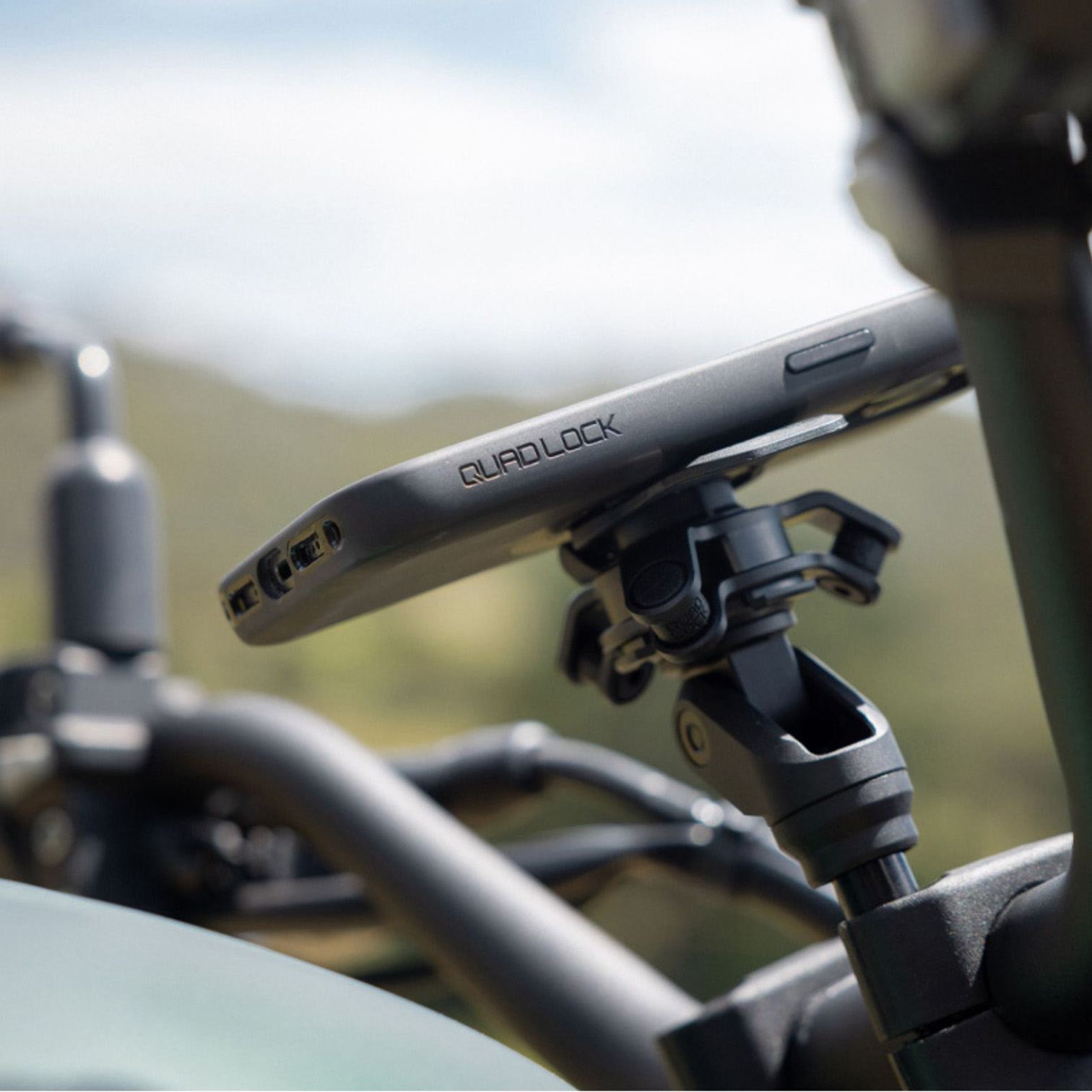 Quad Lock Motorcycle Handlebar Clamp Mount Pro Quad Lock Motorcycle Handlebar Clamp Mount Pro - Image 2