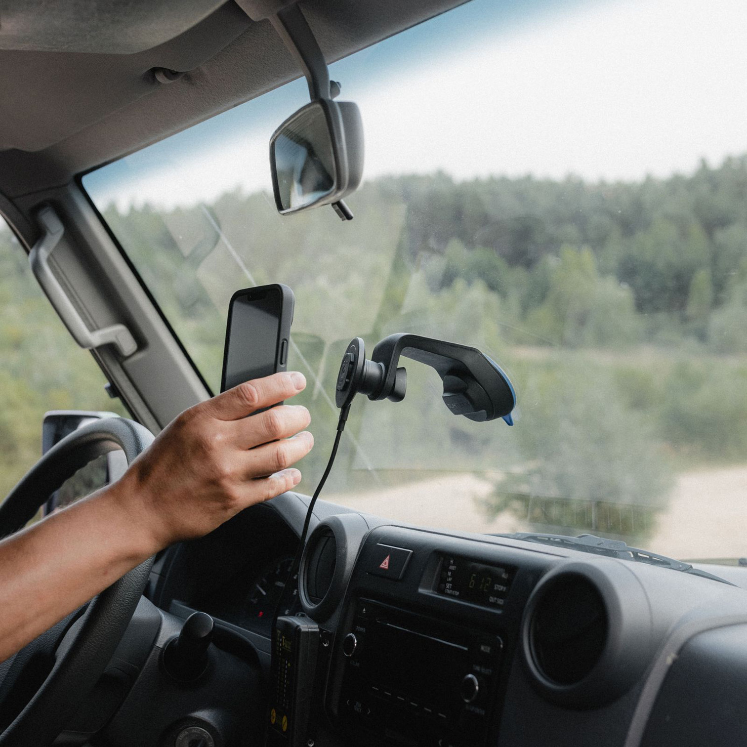 Quad Lock MAG Wireless Charging Head – V2 Quad Lock MAG Wireless Charging Head - V2 - Image 4