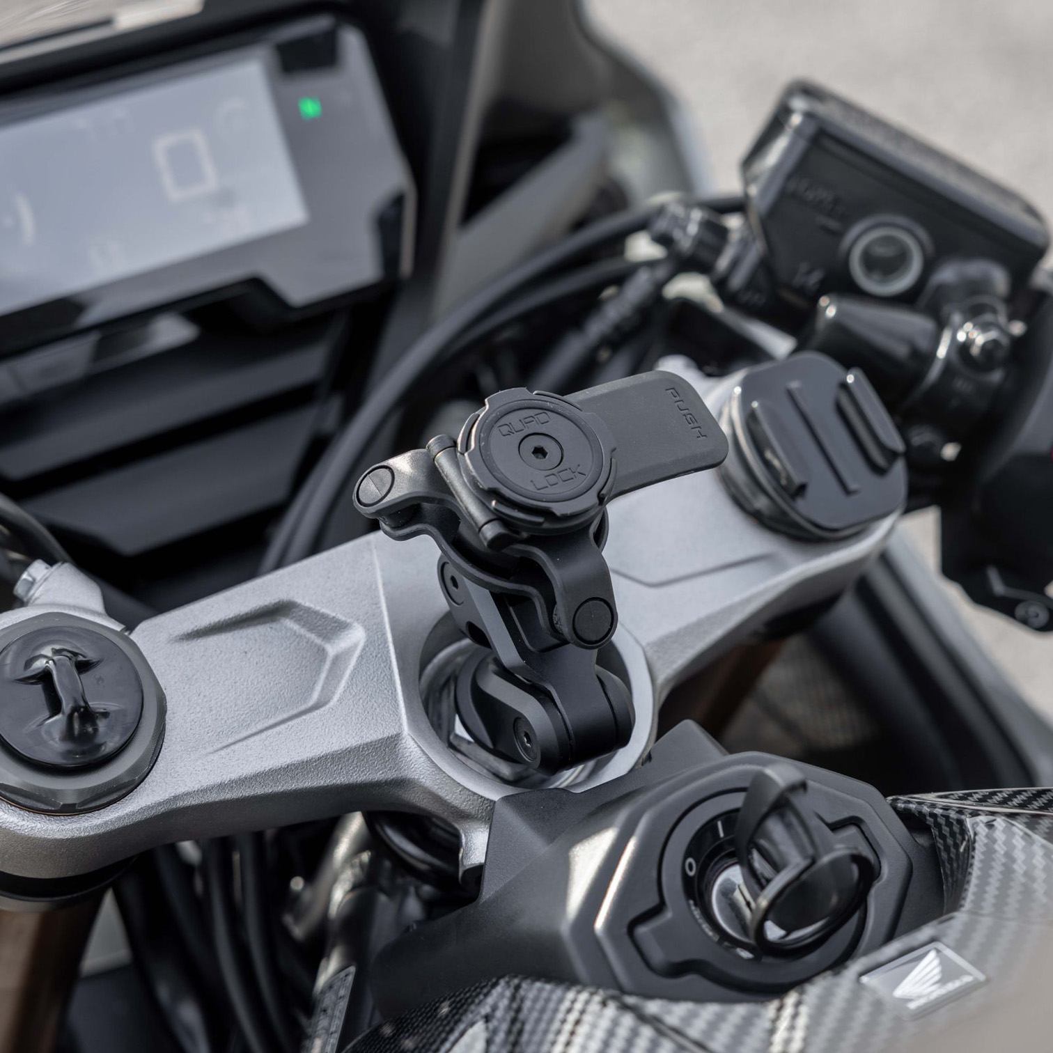 Quad Lock Motorcycle Vibration Dampener Quad Lock Motorcycle Vibration Dampener - Image 4