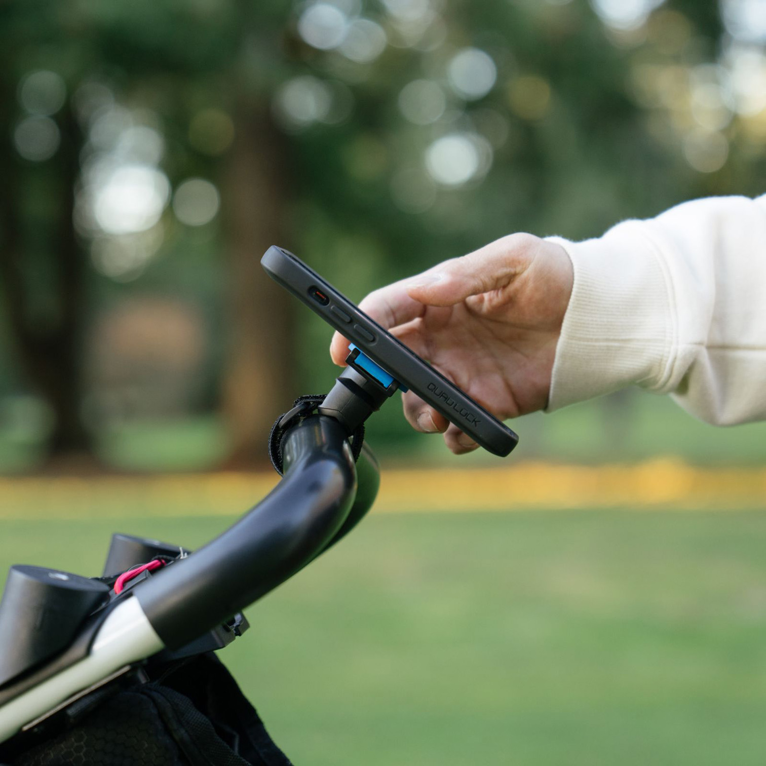 Quad Lock Quick Release Strap Mount Quad Lock Quick Release Strap Mount - Image 3