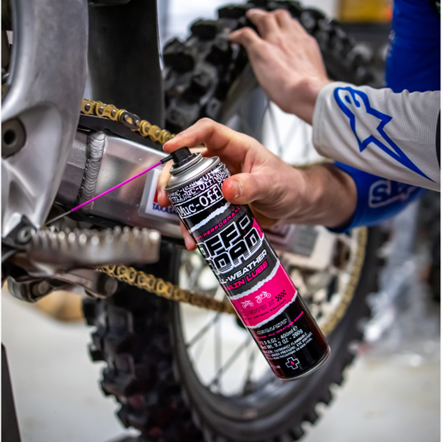 Muc-Off Offroad All-Weather Chain Lube – 400ml Muc-Off Offroad All-Weather Chain Lube - 400ml - Image 2