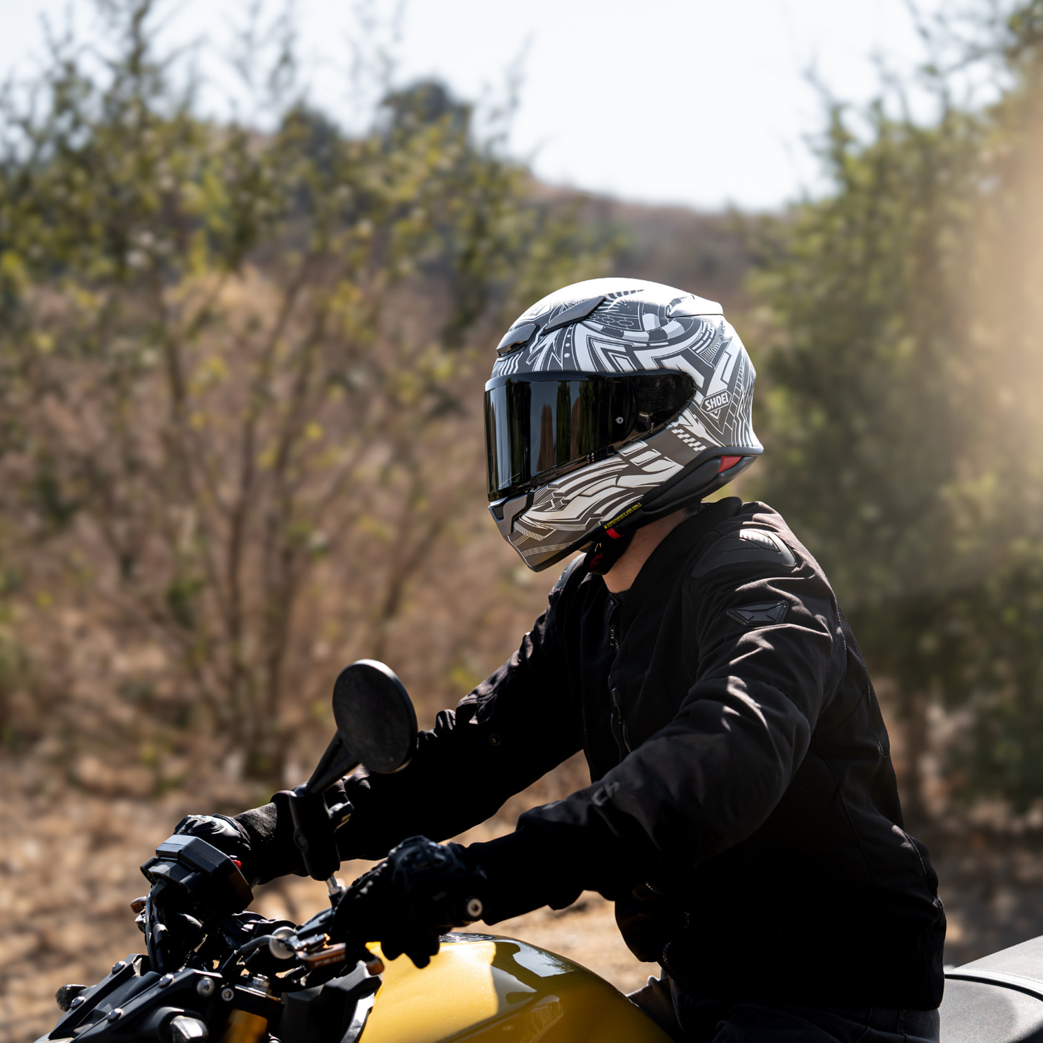 Shoei RF-1400 Beaut Helmet Shoei RF-1400 Beaut Helmet - Image 17