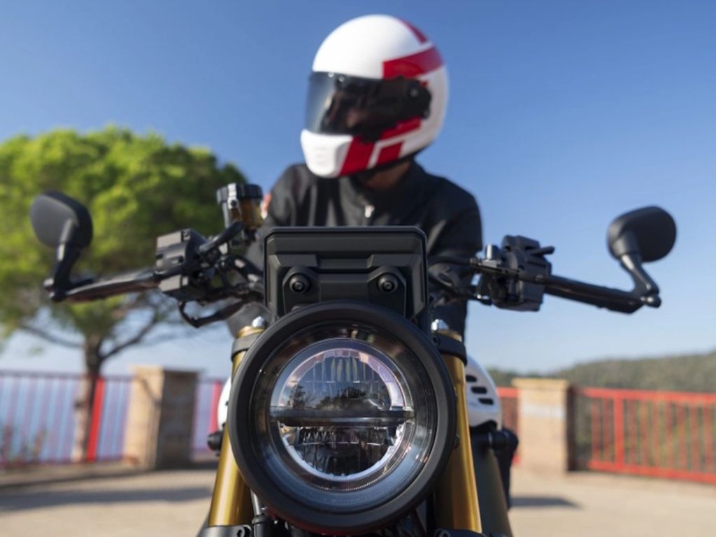 2026 Yamaha XSR900 Base 2026 Yamaha XSR900 Base - Image 15