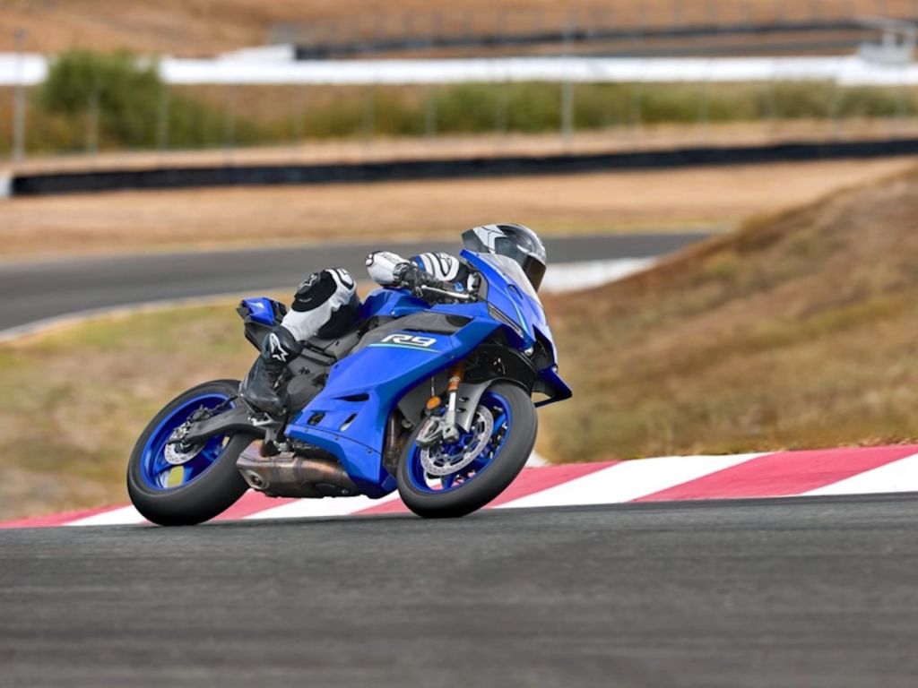 2026 Yamaha YZFR9 Base 2026 Yamaha YZFR9 Base - Image 9