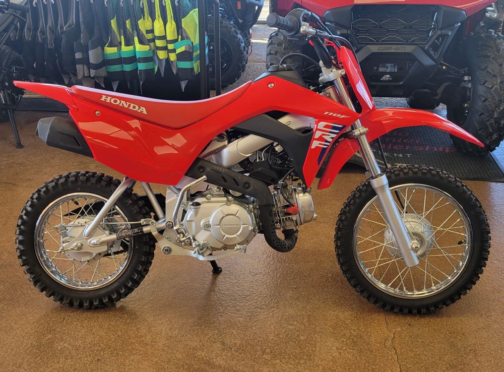 Pre-owned 2025 Honda CRF110 (Low Hours) Pre-owned 2025 Honda CRF110 (Low Hours)