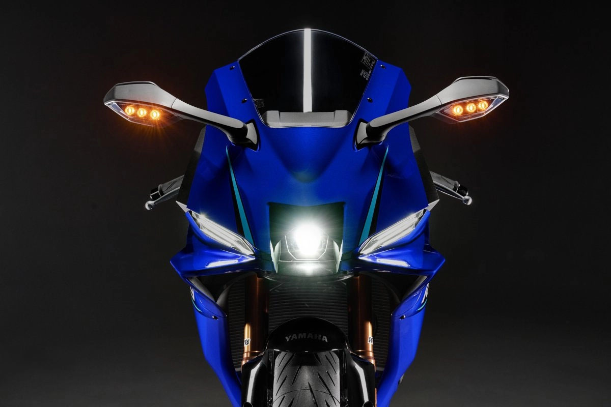 2027 Yamaha YZF R9 2027 Yamaha Yamaha YZF R9 - Image 7