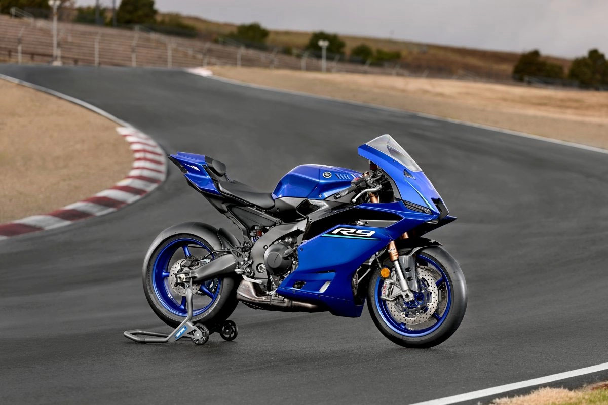 2027 Yamaha YZF R9 2027 Yamaha Yamaha YZF R9 - Image 36